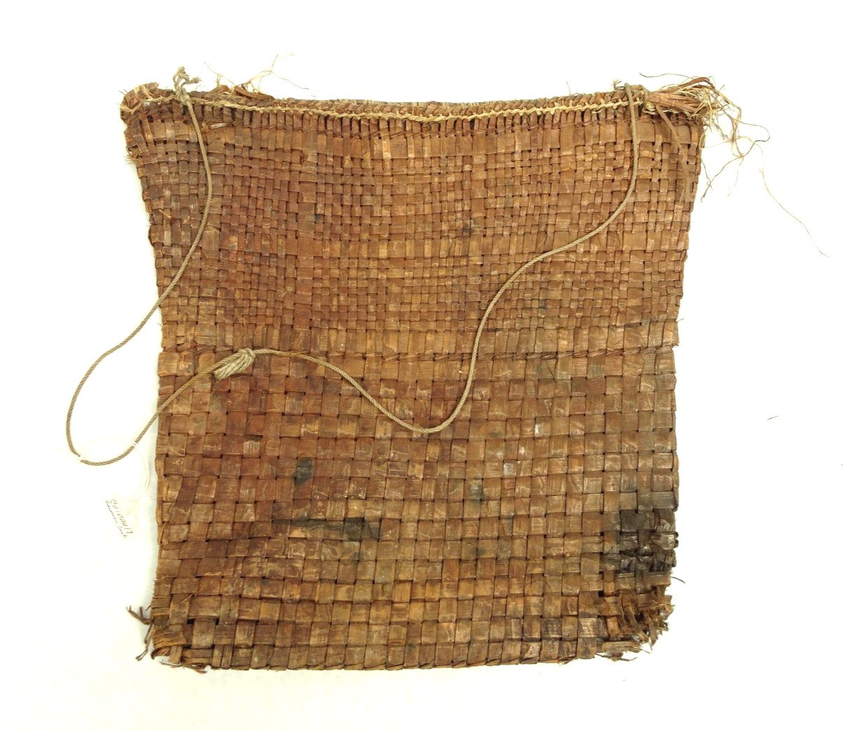 Quinault plaited cedar-bark carrying bag