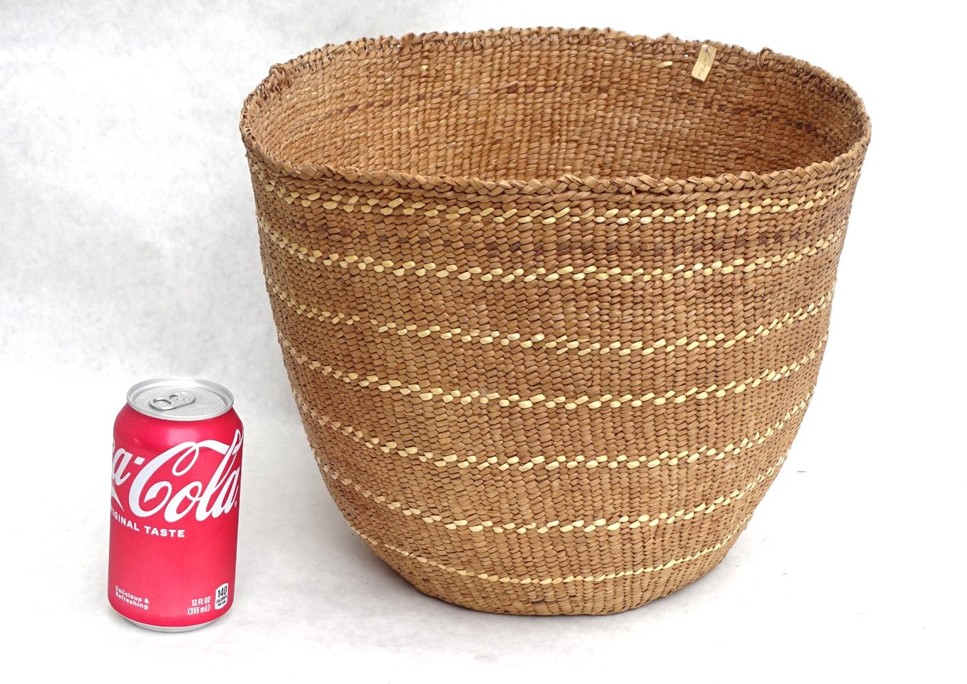 Large Nuu-chah-nulth (Nootka) twined storage basket
